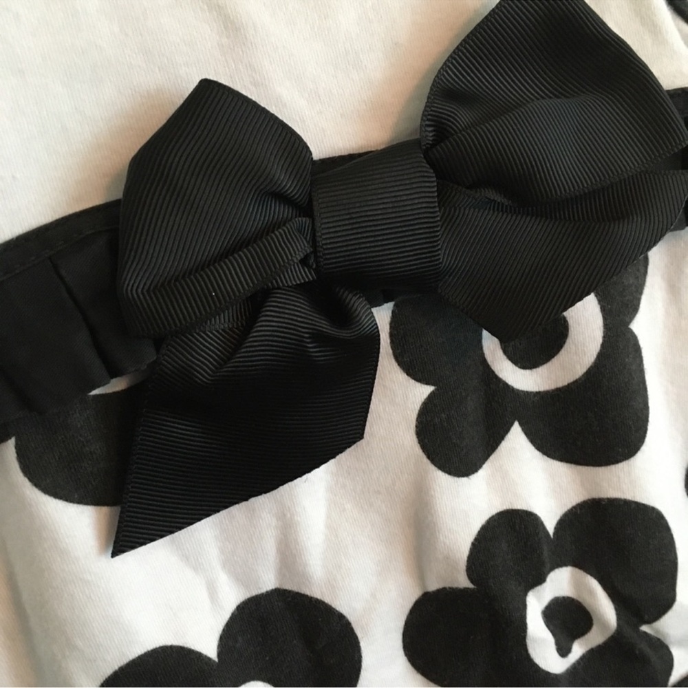 Mud Pie black and white floral onesie with bow - Picture 5 of 5